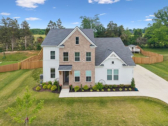 4th image of 7215 Adenborough Dr