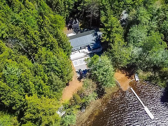 2nd image of 54 Charlotte Ln
