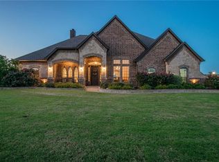 10732 San Simeon Ln, Fort Worth, TX 76179
