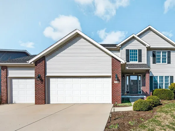 2968 Wolf Creek Ln, Normal, IL 61761