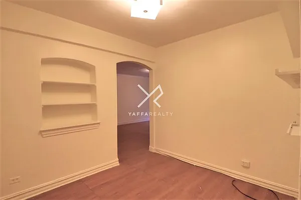 Rented by Yaffa Realty LLC | media 5