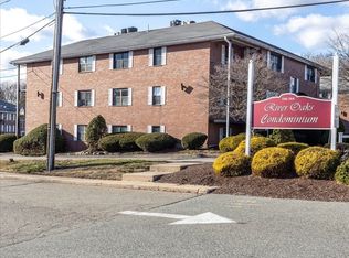 Canton Crossing, Canton, MA 02021