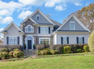608 Country Meadow Dr, Clarkesville, GA 30523