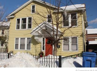 12 John St, Waterbury, CT 06708