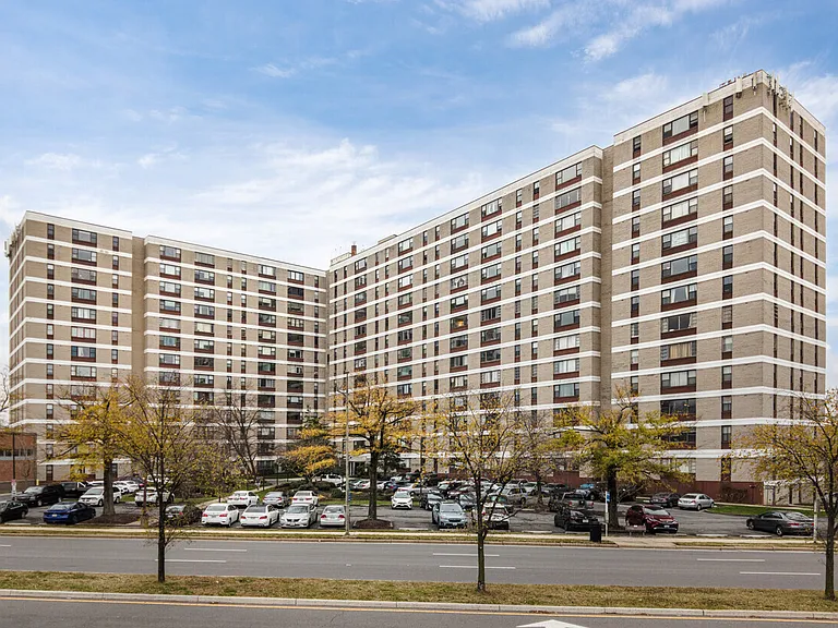 4600 Duke St #517 — Photo 33
