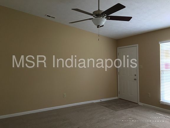 3rd image of 12110 Pebblebrooke Ct