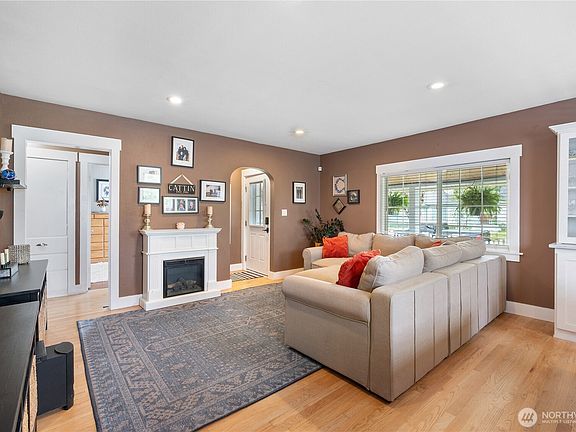 5th image of 540 22nd Avenue