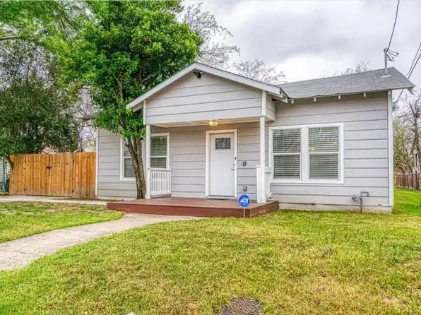 1315 S Olive St, San Antonio, TX 78210