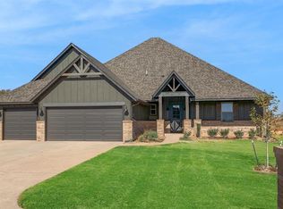 13640 Hickory Way, Edmond, OK 73025