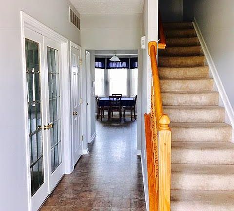 4th image of 399 Sycamore Creek St