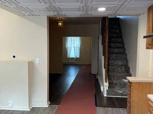 56 S 4th St, Newport, PA 17074