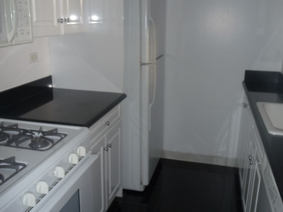 1st image of 400 E 71st St APT 7O