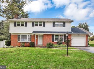 5822 Leebel Rd, East Petersburg, PA 17520