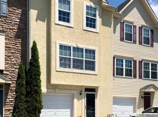 9 Candlestick Ln, Sicklerville, NJ 08081