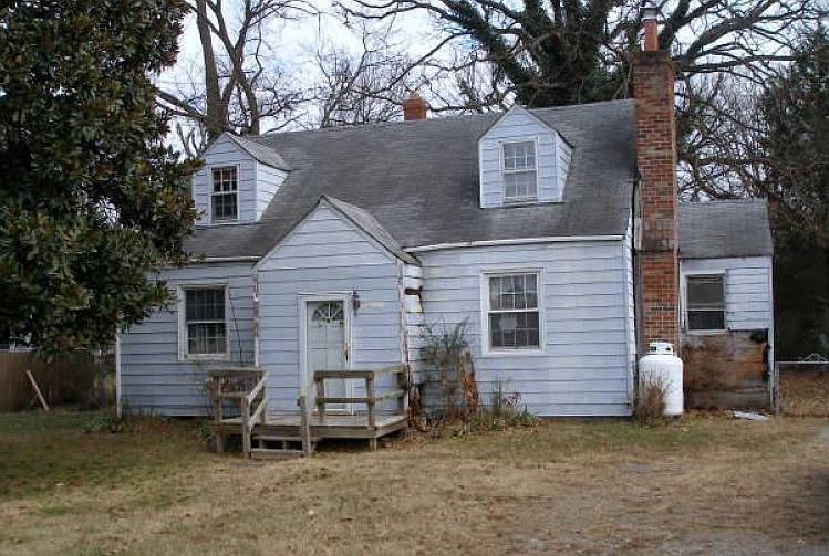 1st image of 3041 Brentwood Cir
