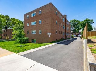 500 S Courthouse Rd APT 9, Arlington, VA 22204