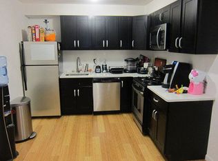 30-63 38th St #3C, Astoria, NY 11103