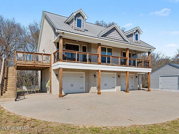 4th image of 1198 Taska Rd