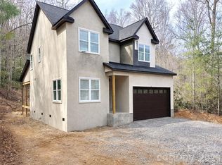 366 Mistletoe Trl, Hendersonville, NC 28791