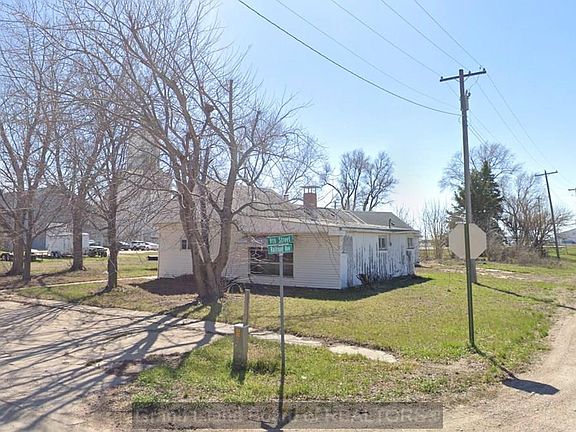 2nd image of 513 9th St