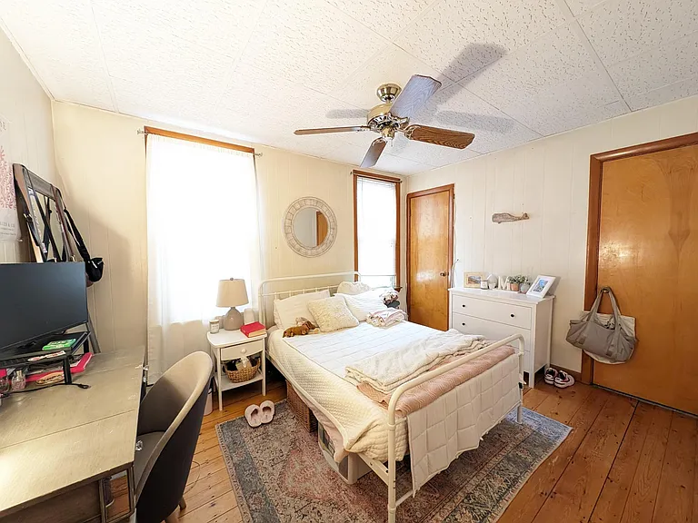 513 E 3rd St #513 — Photo 12