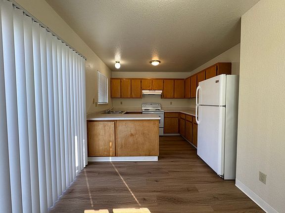 5th image of 1609 & 1633 Foster Ave W #33F