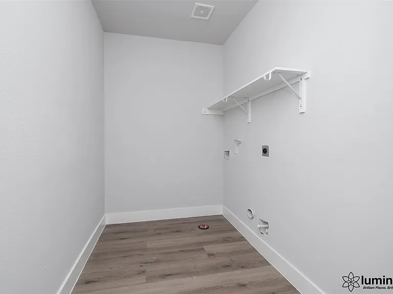 6702 Metro Blvd #3 — Photo 19