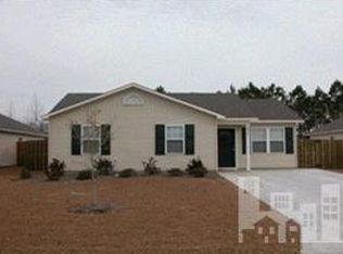 636 W Lanvale Hills Cir, Leland, NC 28451