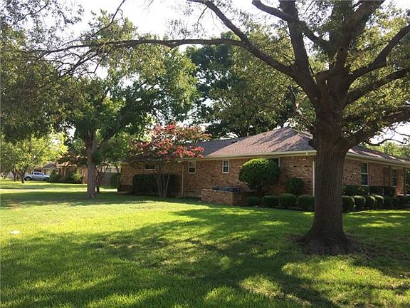 2nd image of 202 Whisenant Dr