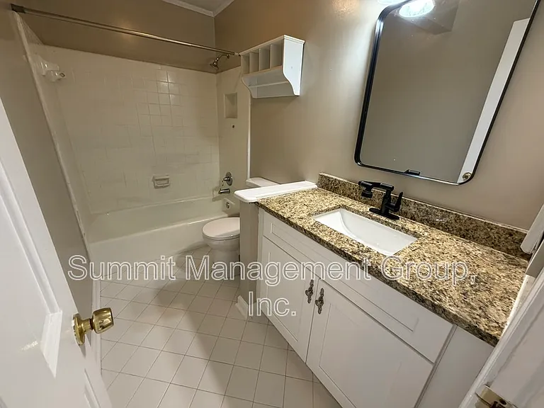 1611 Ellington Rd SE — Photo 40