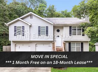 1541 Oakhill Dr, Auburn, GA 30011