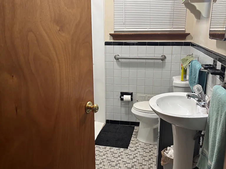 1505 Augusta St — Photo 14