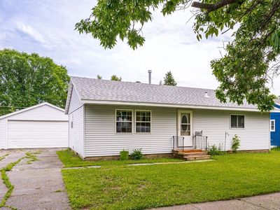 27 James Rd, Silver Bay, MN, 55614