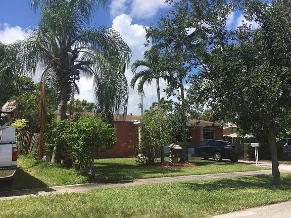 2nd image of 10230 Nicaragua Dr