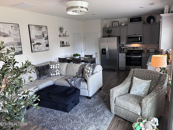 5th image of 1510 Richie Ln