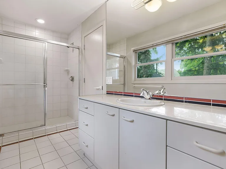 3721 Upton Ave S — Photo 7