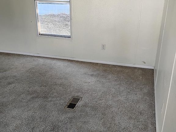 Unit Photo