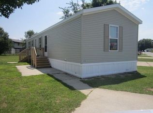 2911 Greentree St, Elkhart, IN 46514