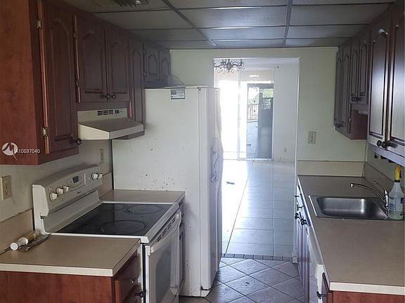 4th image of 3161 NW 47th Ter APT 404