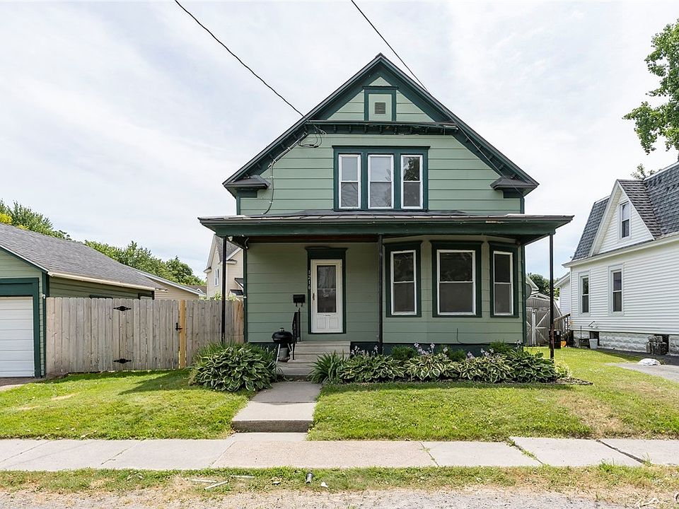1st image of 1216 Bronson St