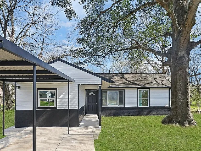7609 Saint Lo Rd — Photo 3