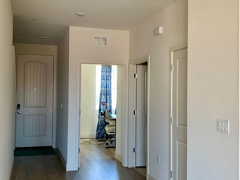 2050 Brighton Dr — Photo 33