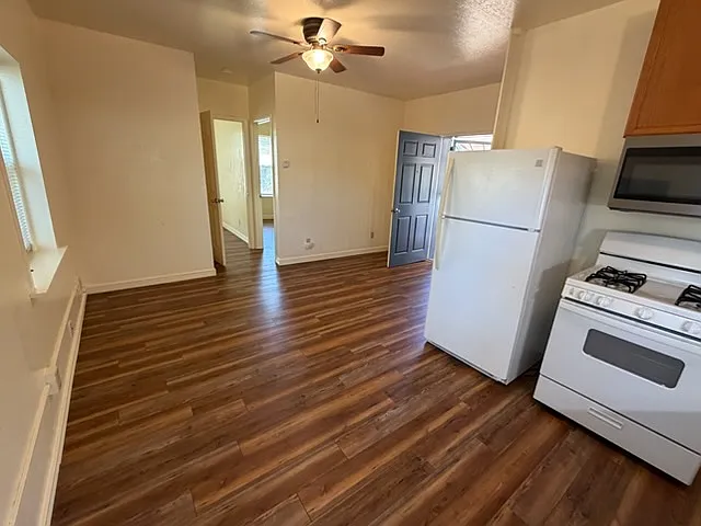 2 bed, 600 sqft, $1,075 — Photo 3