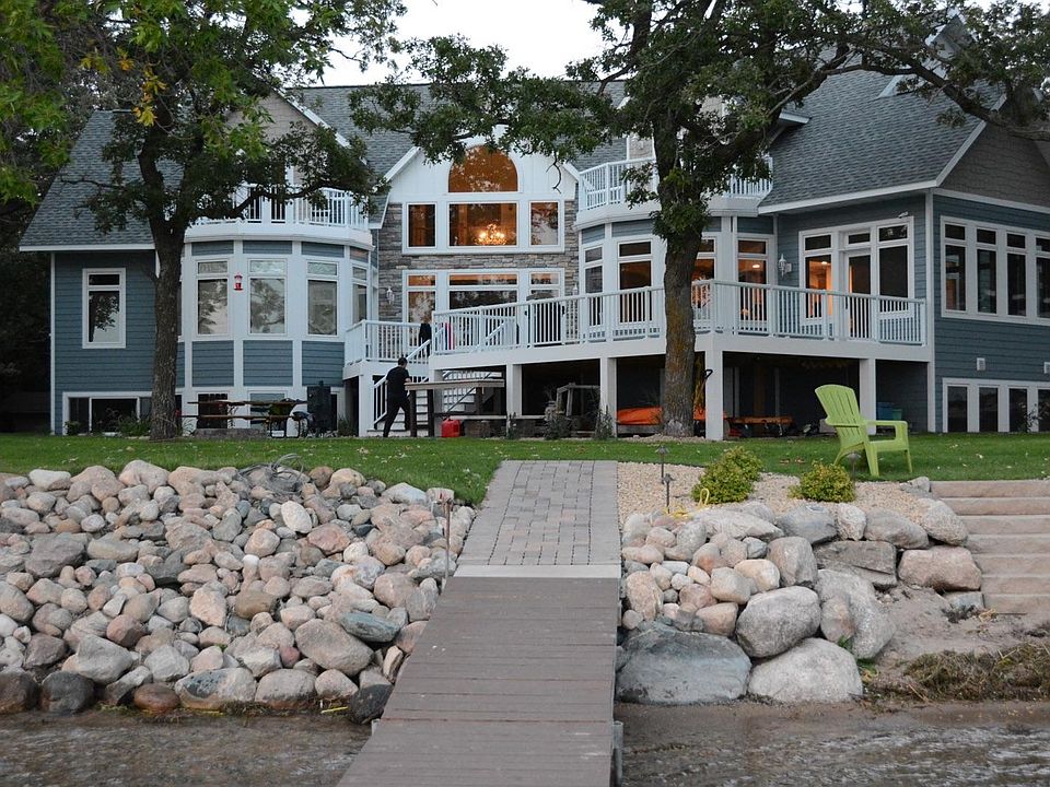 1st image of 2806 Darling Dr NW