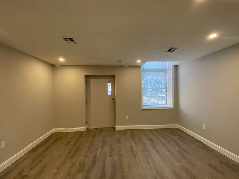 The Residences at the Falls — Photo 36