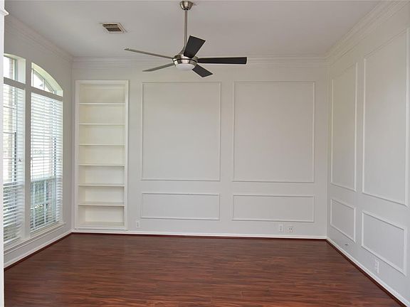 2nd image of 1114 Greatwood Glen Dr