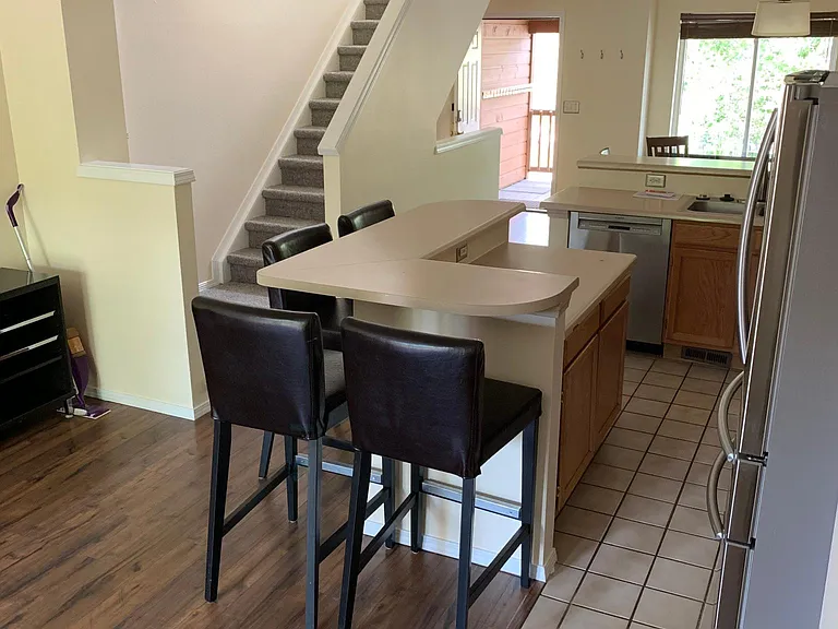 Breakfast bar