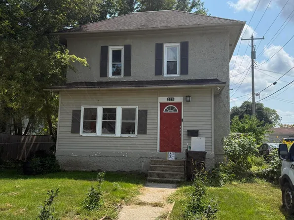 920 14th St, Boone, IA 50036