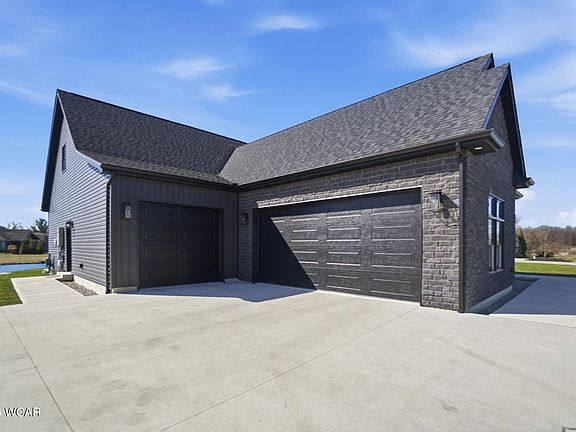 5th image of 2667 Jonathon Dr
