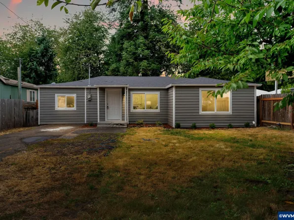 1330 Hawthorne St, Sweet Home, OR 97386